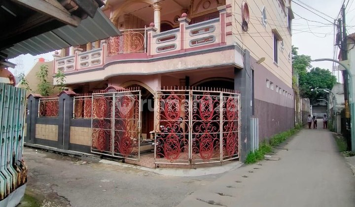 Best Price! Ready-to-Live House in a Central Location in Bandung 2