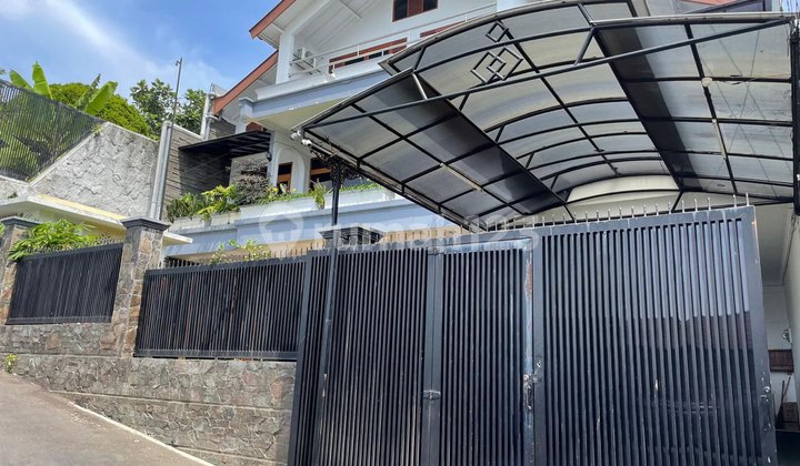 Murah! rumah siap huni di cisitu sayap ciumbuleuit Bandung