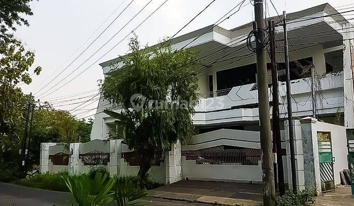 Rumah Mewah Raya Satelit dekt Darmo Permai Graha Family Citraland 1