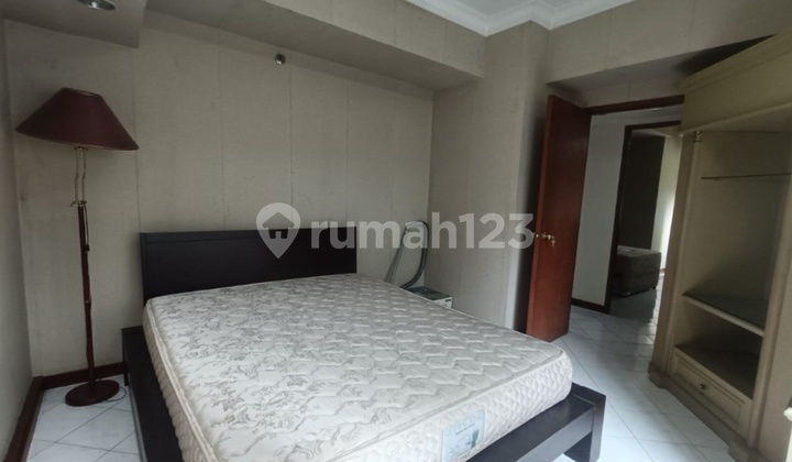 Kondominium Taman Anggrek, 3+1 Bedrooms, Furnish, Murah 2