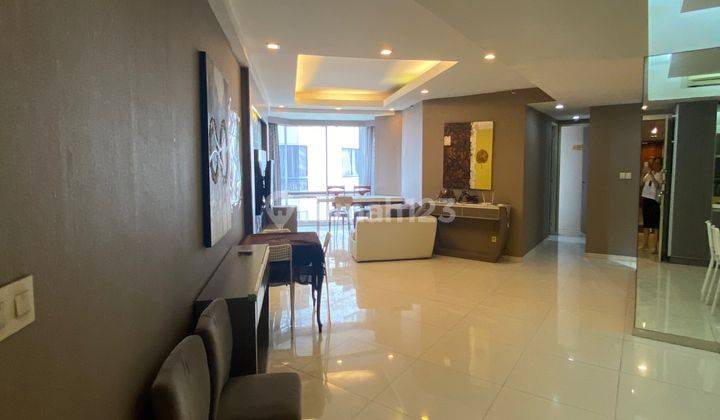 Kondominium Taman Anggrek, 2+1 Bedrooms, Dapur Luas  2