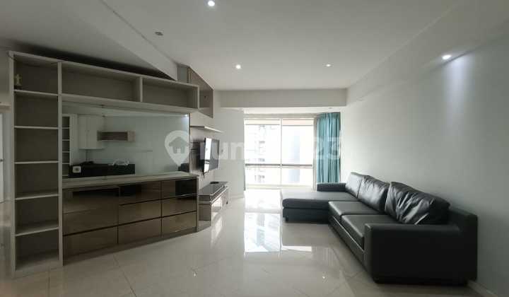Kondominium Taman Anggrek, 3+1 Bedrooms, Furnish Bagus