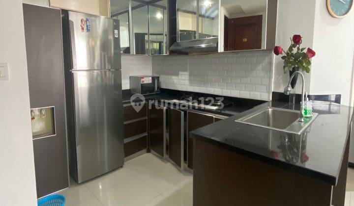 Kondo Taman Anggrek, 3+1 Bedrooms, Open Kitchen 2