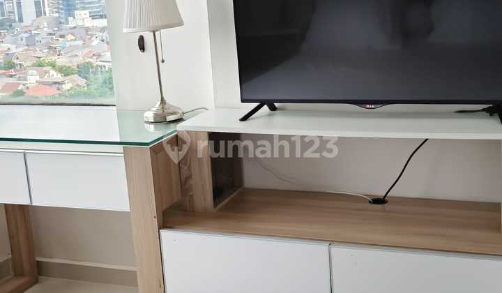 Kondominium Taman Anggrek, 2+1 Bedrooms, Furnish Bagus 2