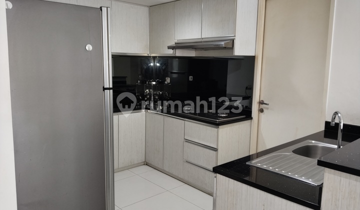 Kondominium Taman Anggrek, 2+1 Bedrooms, Furnish  2