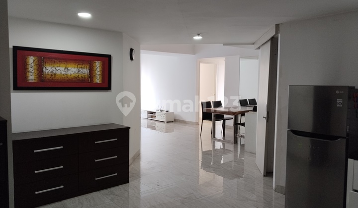 Kondominium Taman Anggrek, 2+1Bedrooms, Furnish , Unit Sudut, Luas