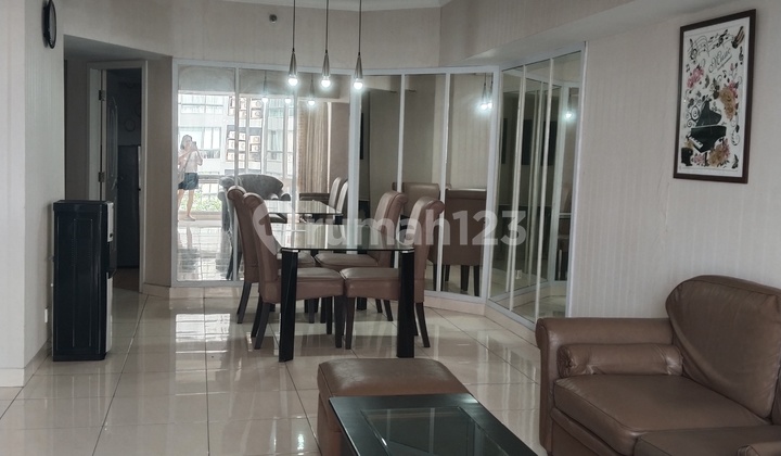 Condo 2+1 Bedrooms in a Strategic Location West Jakarta Furnished 2