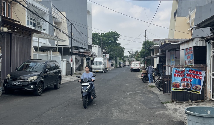 Disewakan Cepat Rumah Pinggir Jalan Raya Sunter Kirana Disewakan Cepat Rumah Pinggir Jalan Raya Sunter Kirana