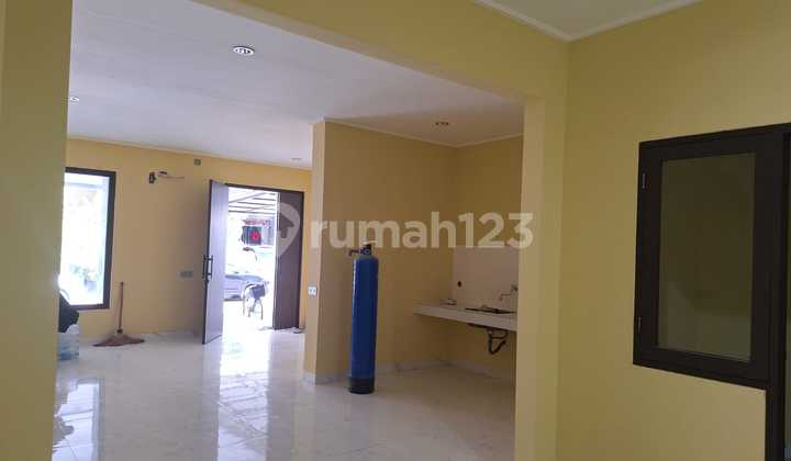 Dijual Rumah Serenade Lake - 3+1 Kt, Semua Km Dalam, SHM 2