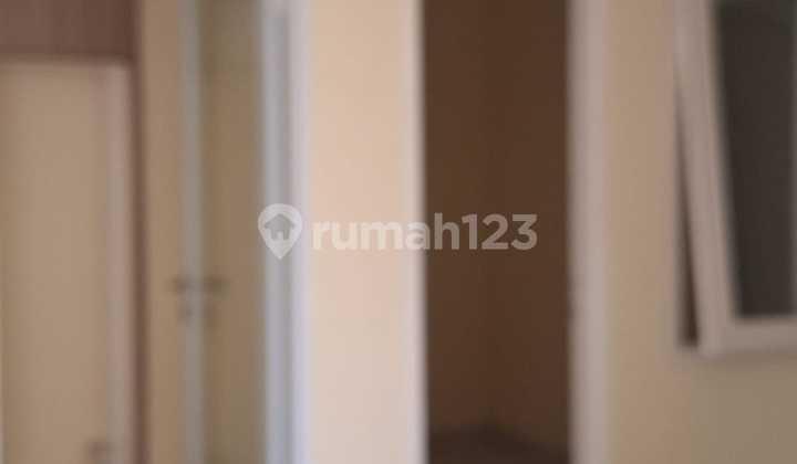 For Sale Beryl Gading Serpong Cluster House | Land Size 128 Building Size 134 | 4+1 Bedrooms | Certificate of Ownership | 3.2 M Negotiable 2