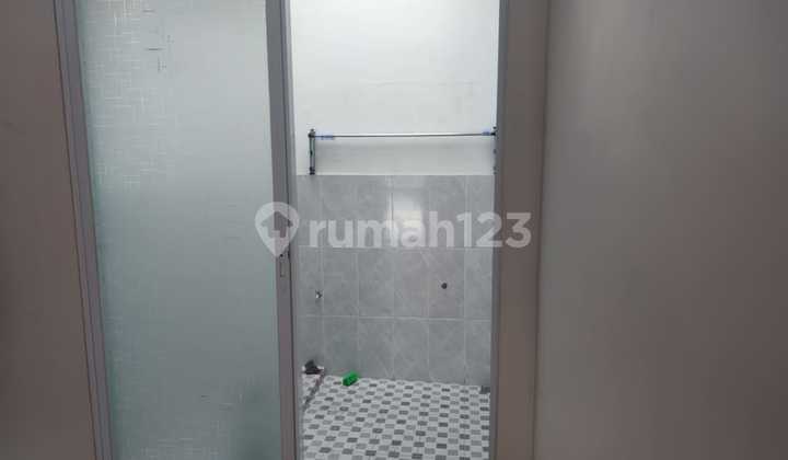 Dijual Rumah 2 Lantai Cantik dan Terawat di Cendana Peak Lippo Utara - Siap Huni 2