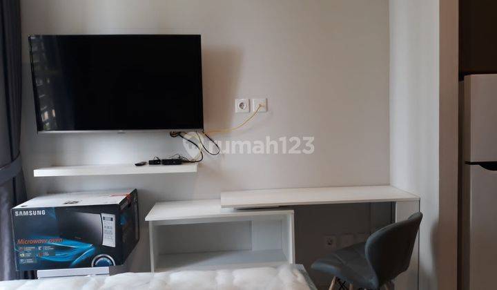 Disewakan Studio Cantik Apartmen TA Residence  2