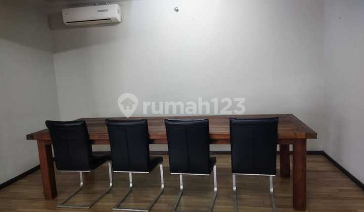 Disewakan Kondiminium Taman Anggrek 3Bedroom Furnish 2