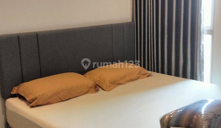 Di Sewakan Apartemen Taman Anggrek Residence 2Bed Furnished Bagus 