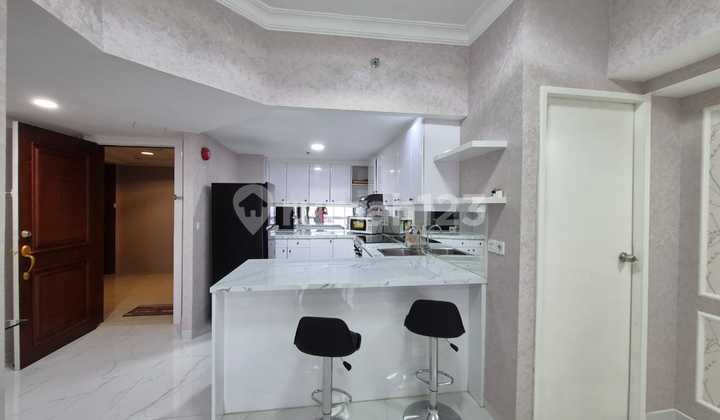 Disewakan Apartmen Taman Anggrek 2Bed Renov Bagus 2