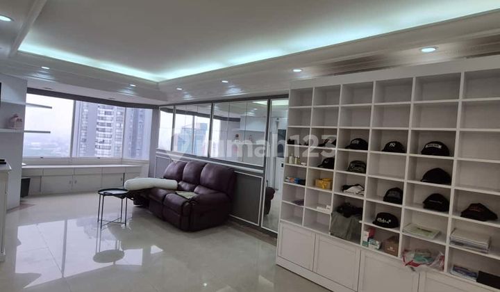 Hot Sale Taman Anggrek 3 Bedroom Renovated Well 2