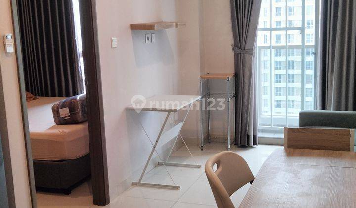 Di Sewakan Apartemen Taman Anggrek Residence 2Bed Furnished Bagus 