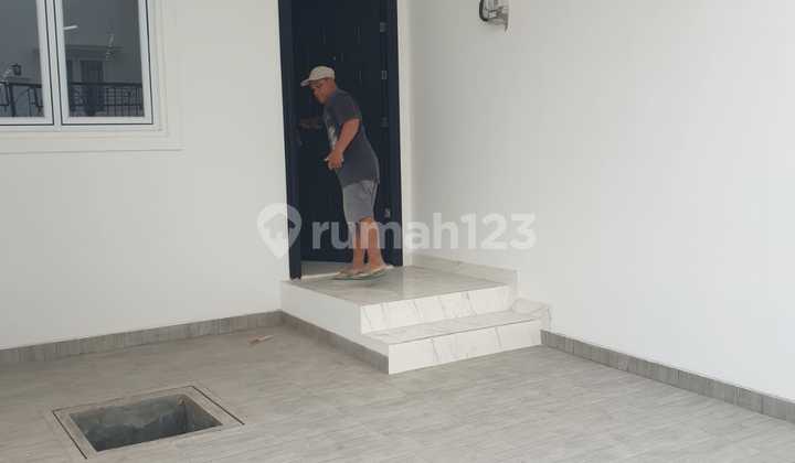 Dijual Rumah Pluit 4X15 4Lantai 2