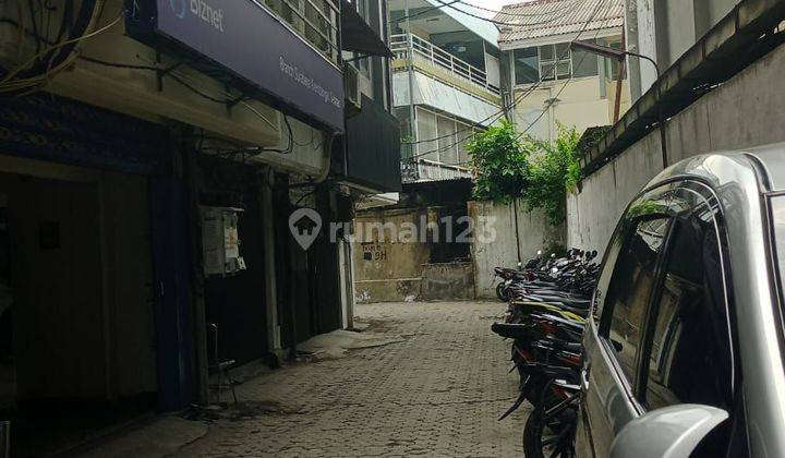 Ruko di Veteran pusat kota Surabaya SHM Bagus 2