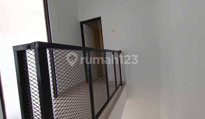 Rumah Keren Dilokasi Strategis Buah Batu Bandung, Dp 10jt All In 4