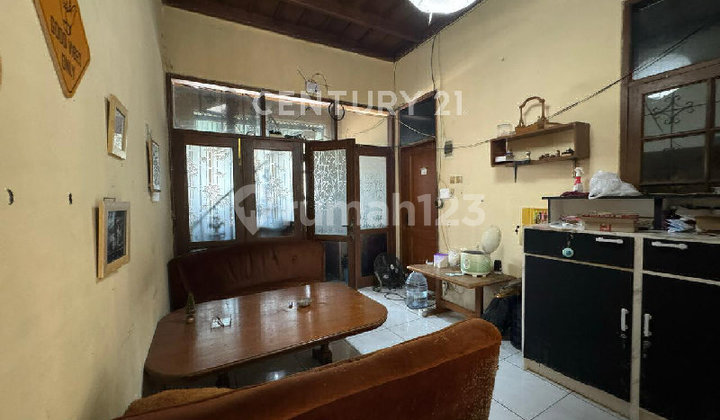 Dormitory Near Unpar Campus in Ciumbuleuit 2