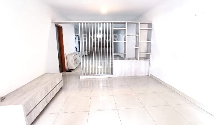 Central City House  Ready to Live In  2 Floors Twin 2