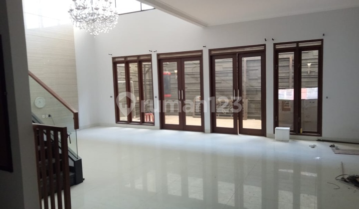 Dijual Rumah 2 Lantai Dlm Cluster Elite Di Batununggal Sdh Renovasi