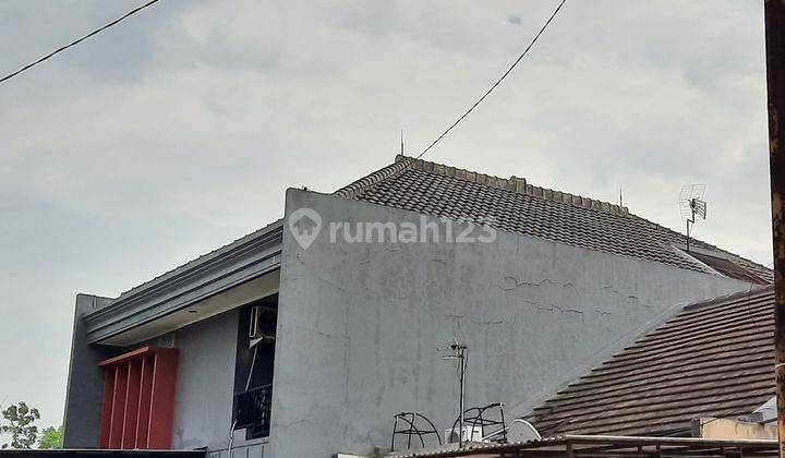 Rumah 2 Lt Baru Minimalis di Logam 2