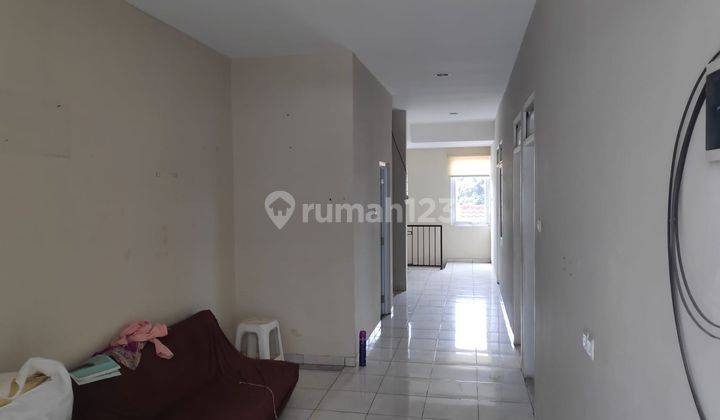 Rumah 2 Lantai Dalam Komplek Pasadena 1