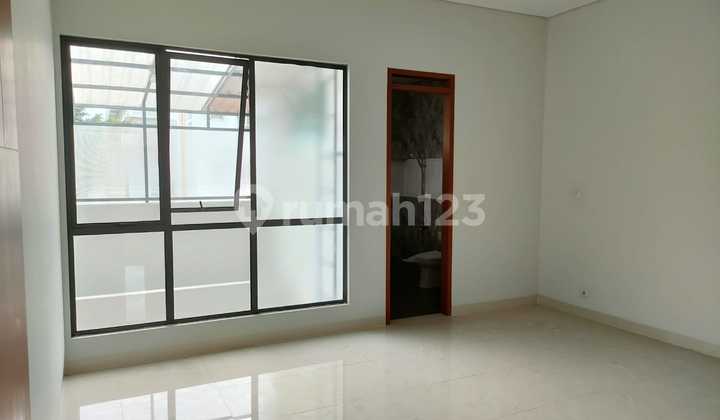 Rumah baru minimalis 2 lt di batununggal indah 2