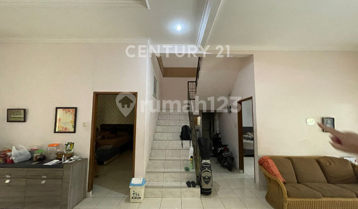 Well-Maintained 2-Story House in Batununggal Cluster 2