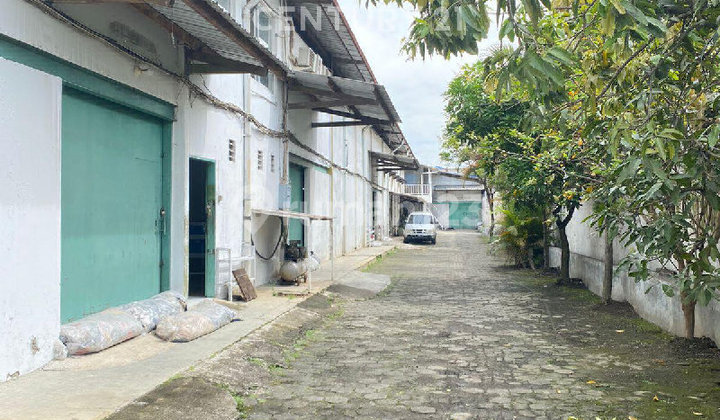 Pabrik Garment Msh Jalan Dlm Komplek Industri Kopo