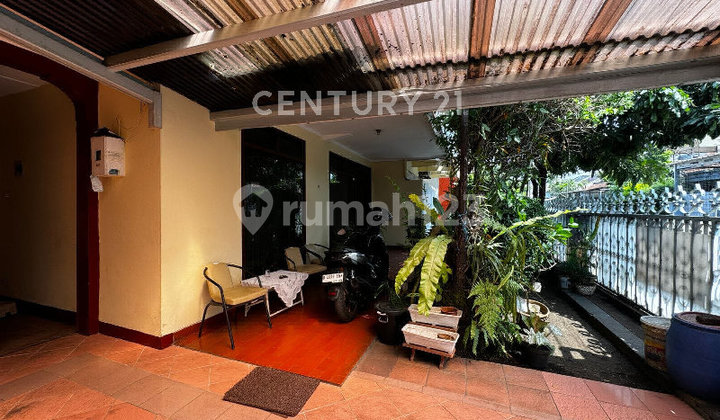 Ready-to-Occupy House in a Strategic Twin Location 2