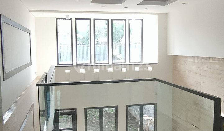 Luxury House with a Large Void, 2 Floors in Batununggal