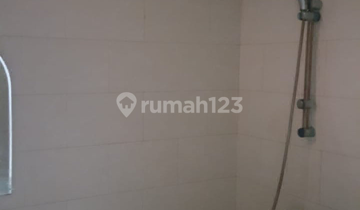 Ready-to-Occupy 2-Story Shop House on Batununggal Indah Raya 2