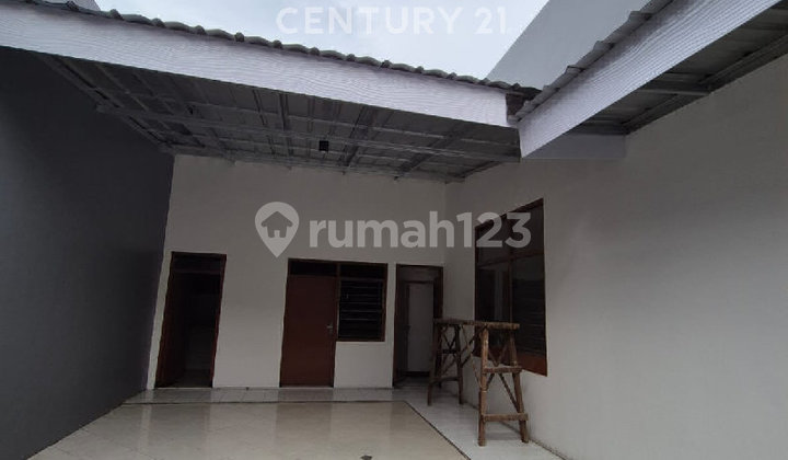 Rumah Luas 1 Lantai Posisi Strategis di Sayap Turangga Rumah Luas 1 Lantai Posisi Strategis di Sayap Turangga