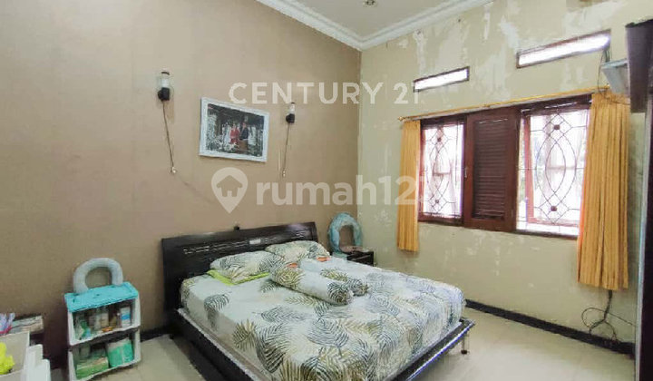 Large House Hook Position in Batununggal Cluster 2