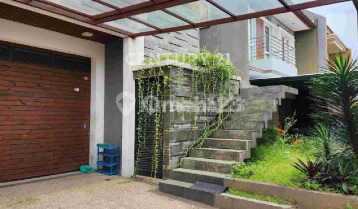 Rumah Mewah Terbaik Di Singgasana Bandung Dekat Tol Rumah Mewah Terbaik Di Singgasana Bandung Dekat Tol