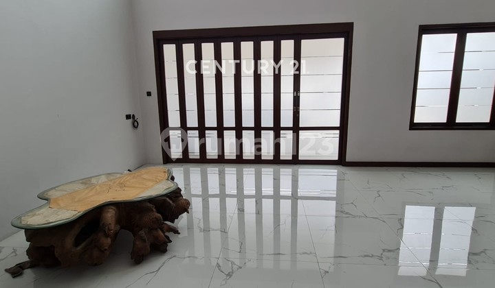 Rumah Lux 2 Lantai Di Sayap Sukajadi Bandung 2