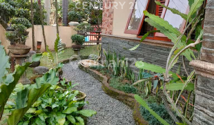 Rumah Besar Posisi Hook Dlm Cluster Batununggal