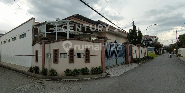 Rumah Luas Posisi Hook 1 Lantai di Kiarasari