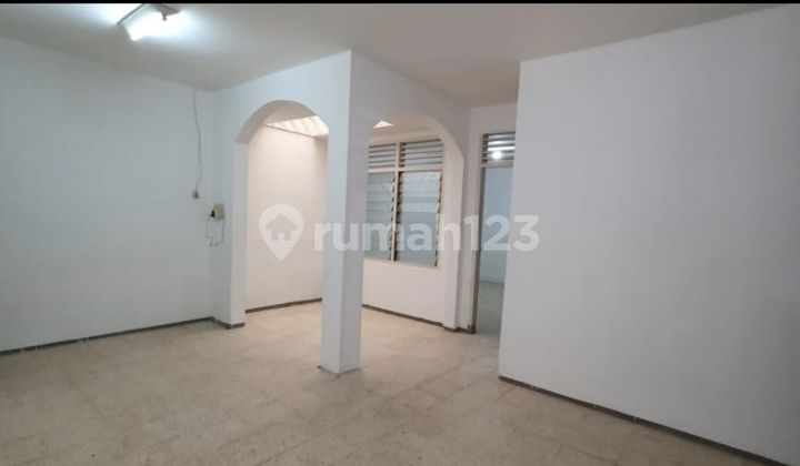 Rumah Bagus 1,5  Lantai di Kelapa Gafing 2