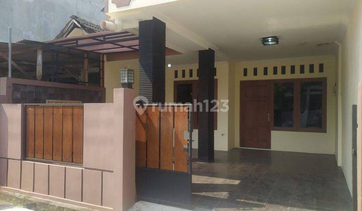 Jual sewa Rumah Gedangan Solo Baru 1