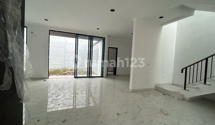 Rumah Brand New Pik2 Ukuran 10 X 20