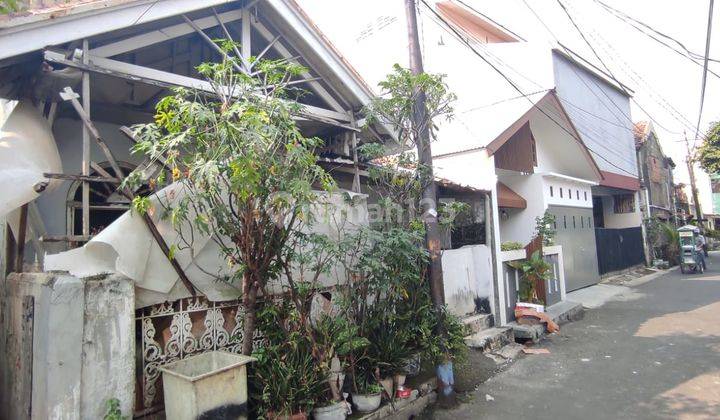 Dijual Rumah 2 Lantai di Kramat Jati Jakarta Timur  1