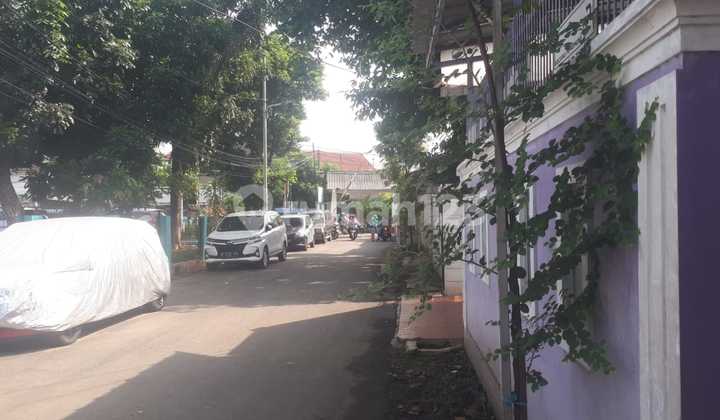 Rumah di Halim Kampung Makasar Jakarta Timur  8