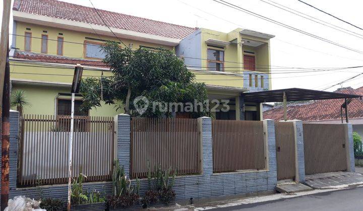 Di Sewakan Rumah 2 Lantai Hook Full Furnished di Jln Pasirluyu Bandung Jawa Barat 1
