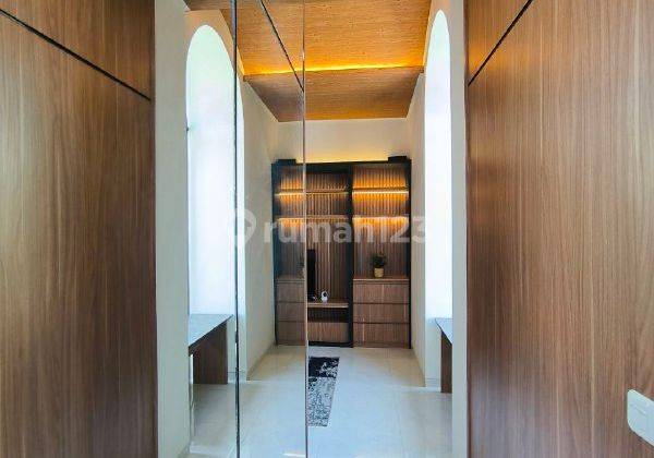 X033 Rumah Baru Full Furnished Super Cantik Hanya 1,2M An  2