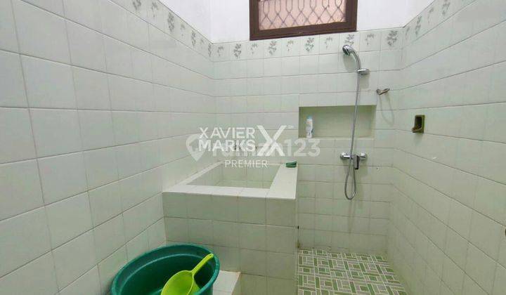 B158 Dijual Rumah Usaha 2 Lt Tengah Kota Selangkah Dari Klenteng Eng An Kiong, Jodipan, Malang 2