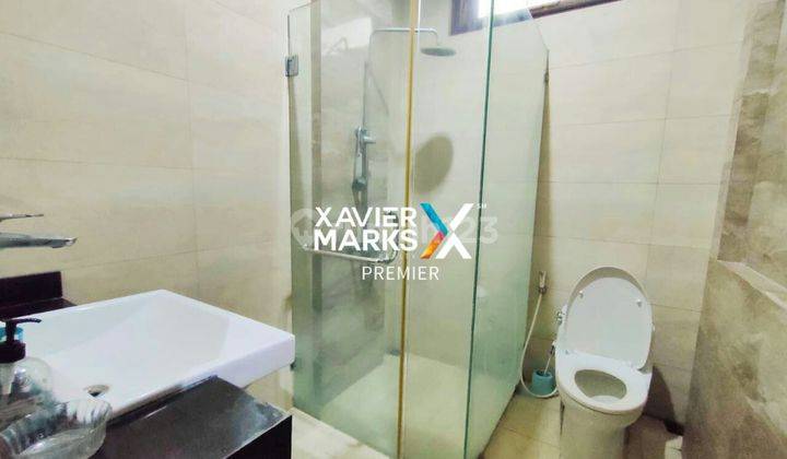 D087 Dijual Rumah Mewah Tropical Modern di Boulevard Ijen Nirwana Dekat Pusat Kota Malang 2